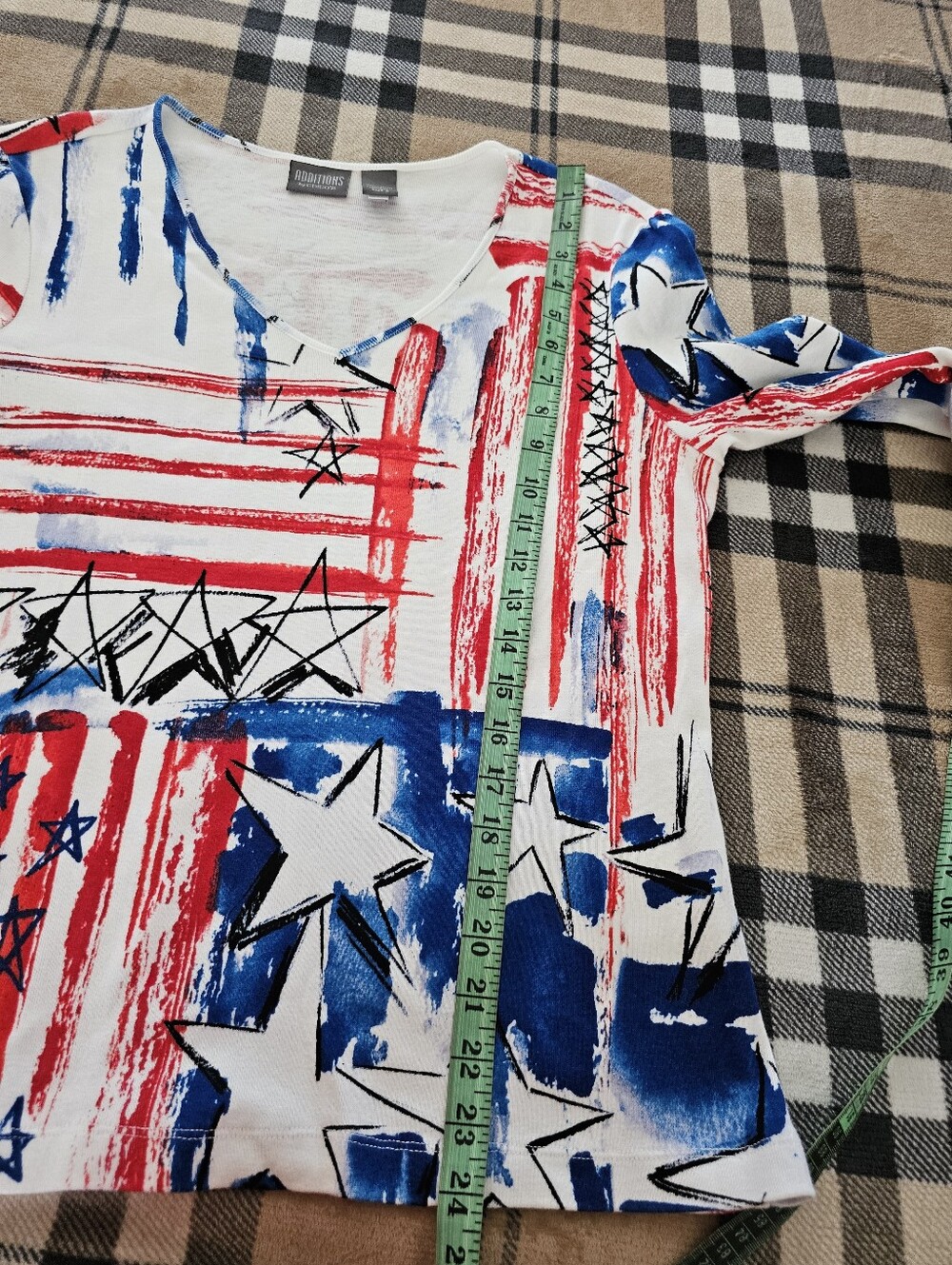 Chico's Red, Blue & White Abstract Flag-Style V-Neck Top - Picture 7 of 8